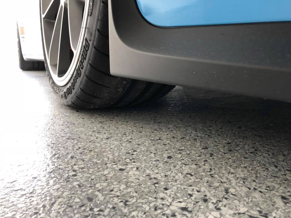 seal a garage floor -- blue car